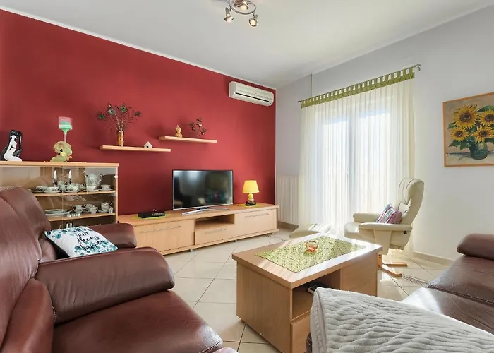 Apartment Laura By Interhome