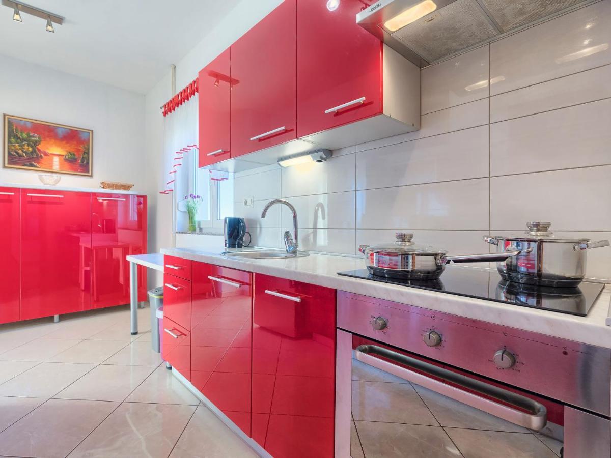 Apartment Laura By Interhome